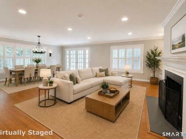 condo with 3 bedroom, New Canaan CT ES105629262