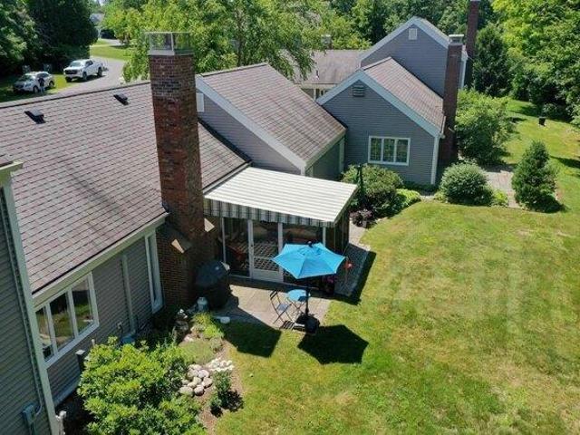 condo with 3 bedroom, New London NH ES105574960