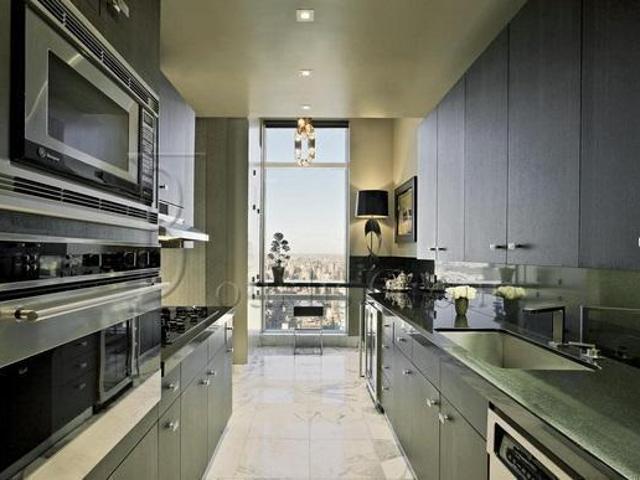 condo with 3 bedroom, New York NY DLS62780145