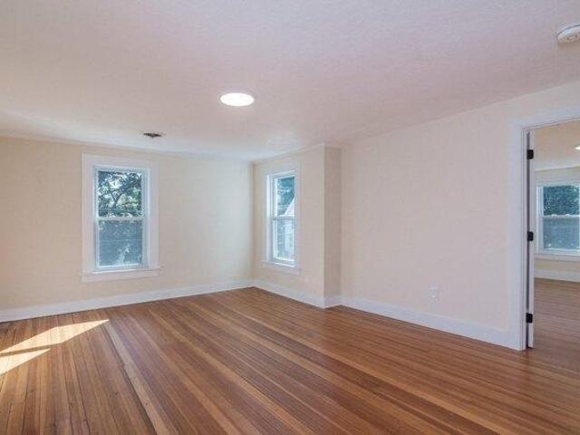 condo with 3 bedroom, Northampton MA ES105516396