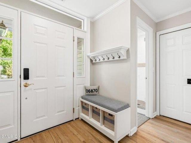 condo with 3 bedroom, Old Greenwich CT ES105552280