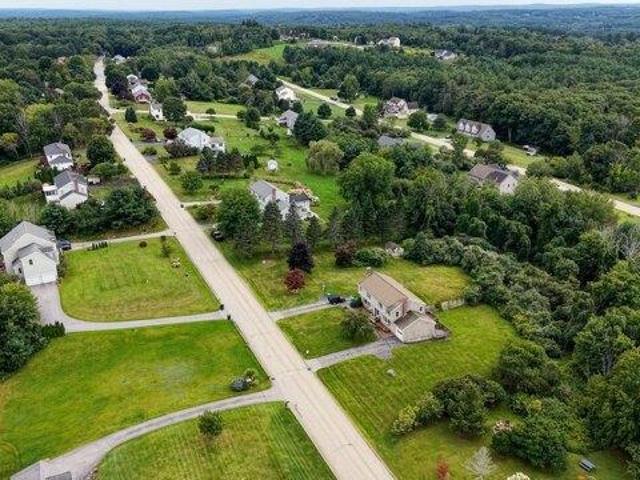 condo with 3 bedroom, Oxford MA ES105416046