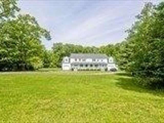 condo with 3 bedroom, Oxford MA ES105573827