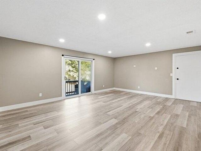 condo with 3 bedroom, Oxford MA ES105352656