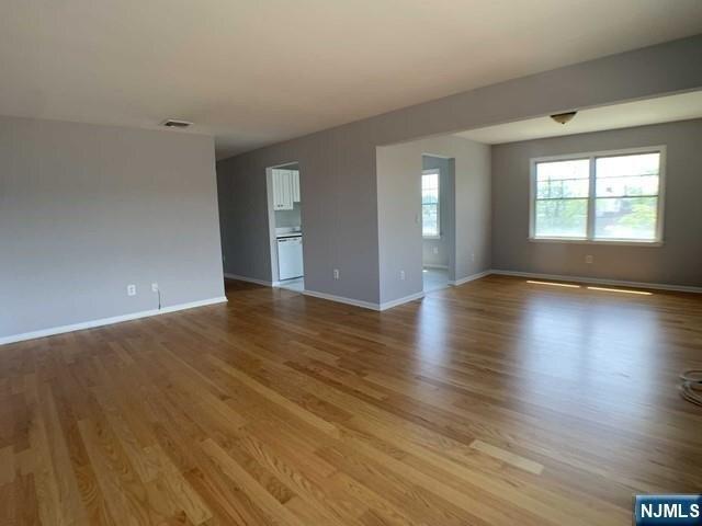 condo with 3 bedroom, Palisades Park NJ ES104852723