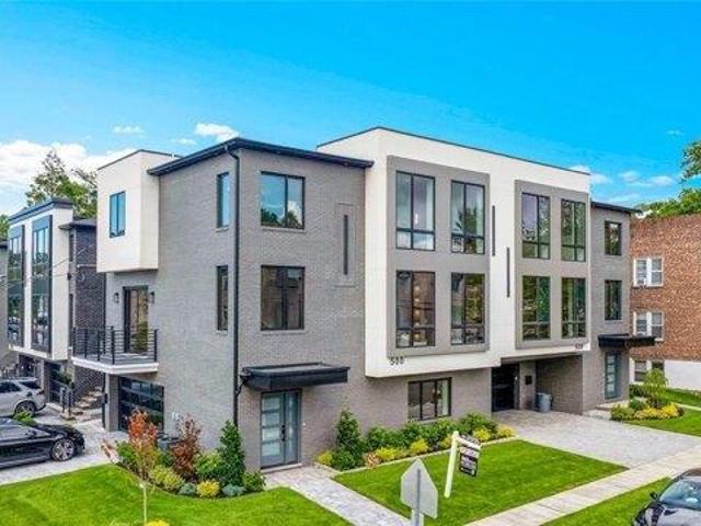 condo with 3 bedroom, Palisades Park NJ ES105276416