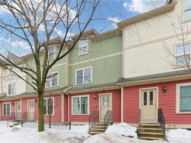 condo with 3 bedroom, Pawtucket RI ES105495017