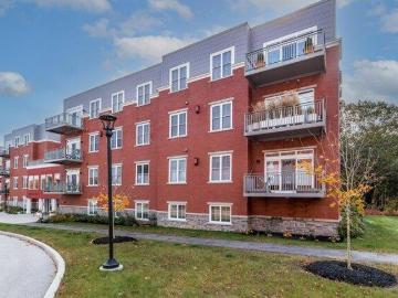 condo with 3 bedroom, Portland ME ES103443927