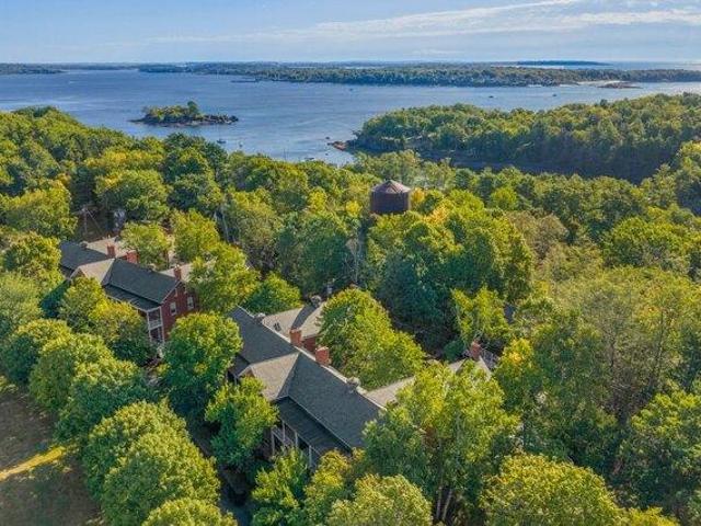 condo with 3 bedroom, Portland ME ES105586369