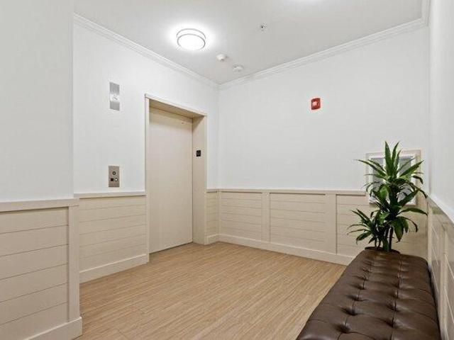 condo with 3 bedroom, Portland ME ES105630446