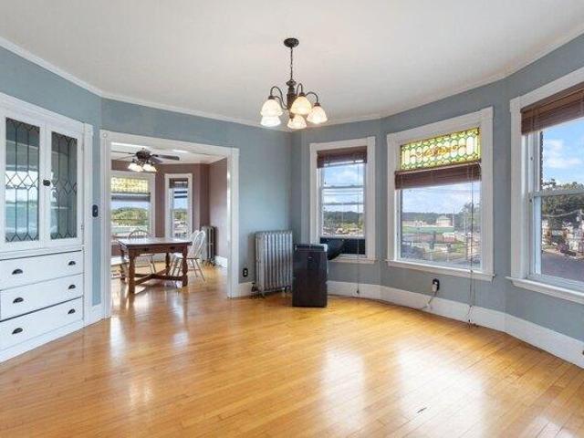 condo with 3 bedroom, Portland ME ES105724086