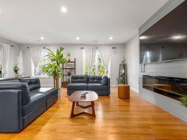 condo with 3 bedroom, Quincy MA ES105549312