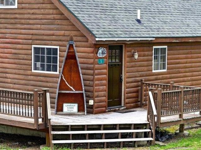 condo with 3 bedroom, Rangeley ME ES105414701