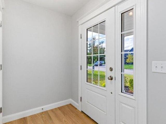 condo with 3 bedroom, Scarborough ME ES104807272