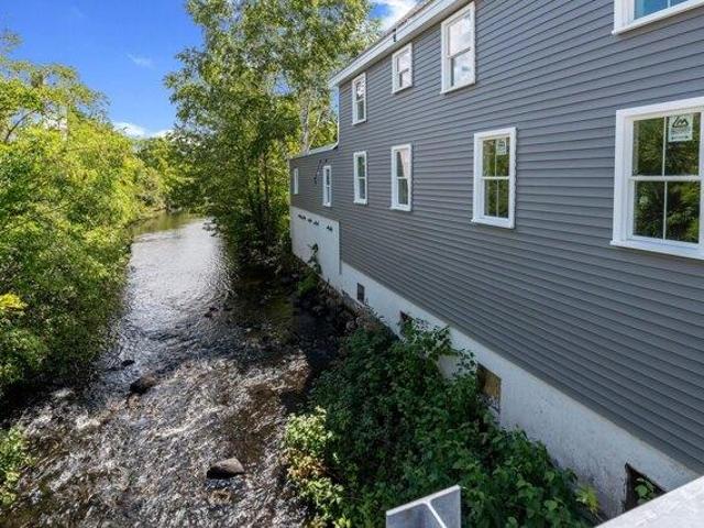 condo with 3 bedroom, Sanford ME ES105513425