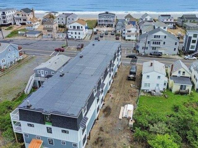 condo with 3 bedroom, Salisbury MA DS104352195
