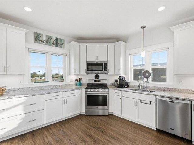 condo with 3 bedroom, Salisbury MA ES104262121