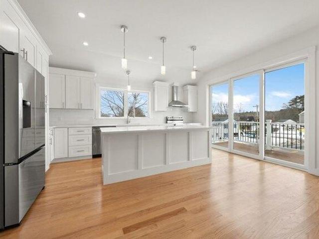 condo with 3 bedroom, Salisbury MA ES105587118