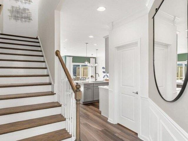 condo with 3 bedroom, Shrewsbury MA ES105442672