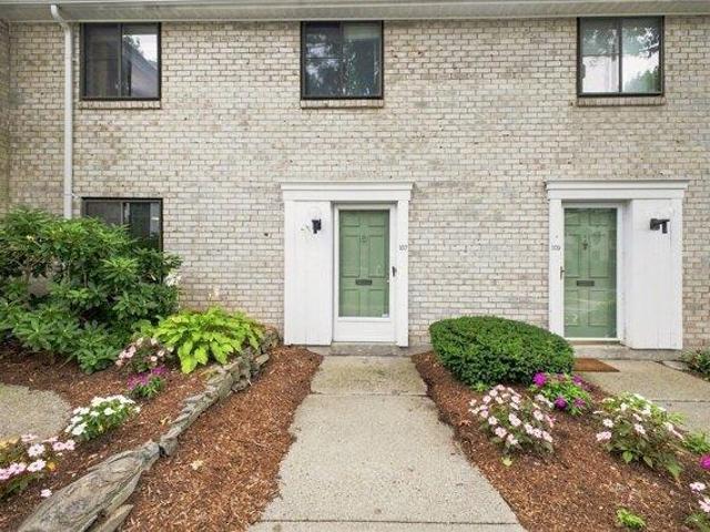 condo with 3 bedroom, Shrewsbury MA ES105493482
