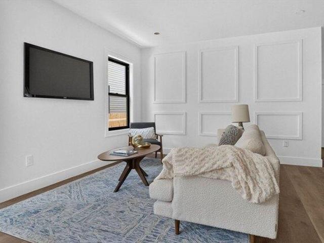 condo with 3 bedroom, Somerville MA ES105387129