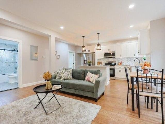 condo with 3 bedroom, Somerville MA ES105574038