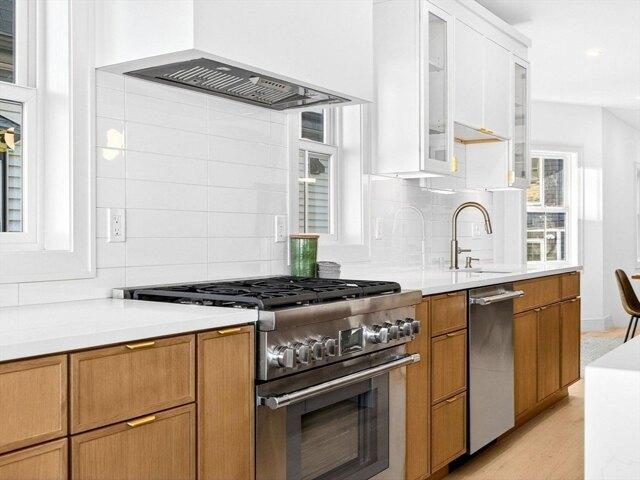 condo with 3 bedroom, Somerville MA ES103808223