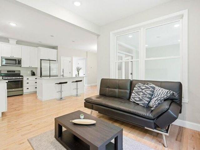 condo with 3 bedroom, South Burlington VT ES105678428