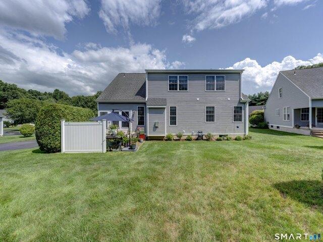 condo with 3 bedroom, Southington CT ES105274477