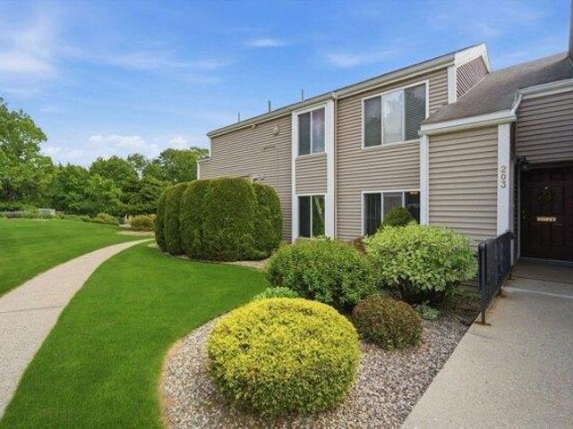 condo with 3 bedroom, Springfield MA DS103247775