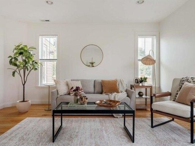 condo with 3 bedroom, Stoneham MA ES104477966