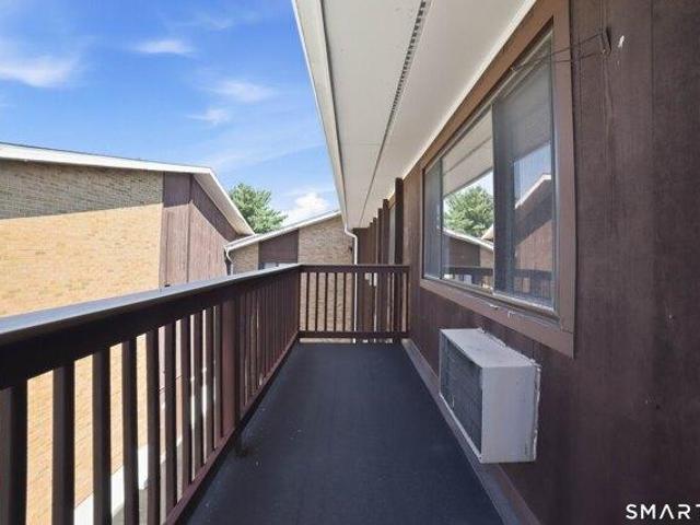 condo with 3 bedroom, Stamford CT ES105552680