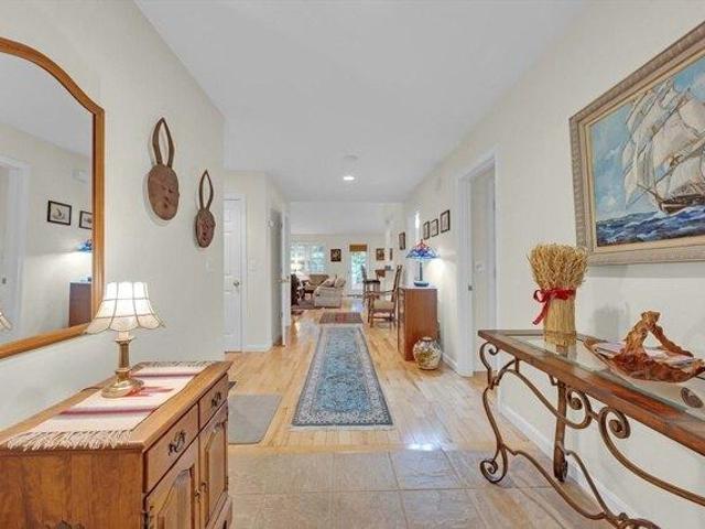 condo with 3 bedroom, Sturbridge MA ES105341281
