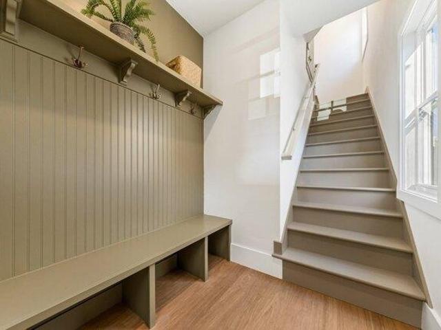 condo with 4 bedroom, Watertown MA ES105650708