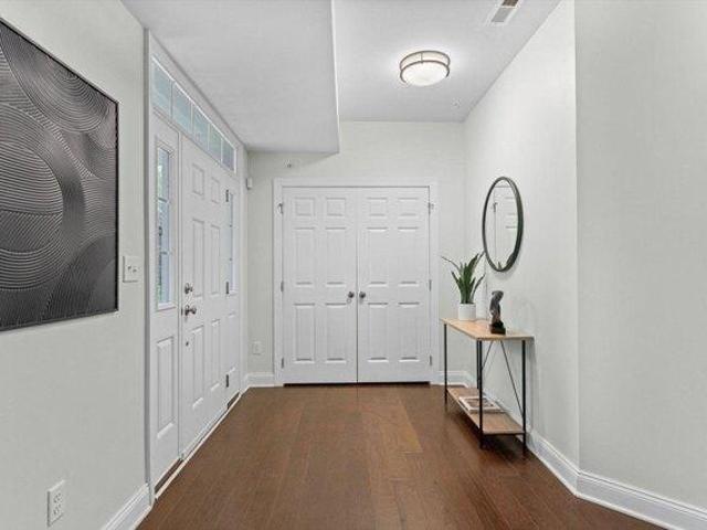 condo with 4 bedroom, Westborough MA ES105275723
