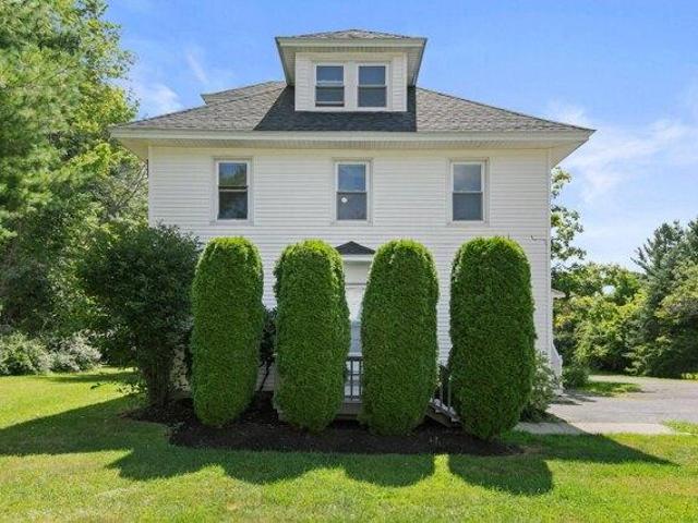 condo with 4 bedroom, Westbrook ME ES105652027