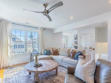 condo with 4 bedroom, Winthrop MA ES103493646