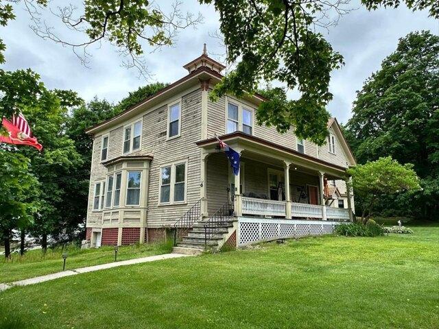condo with 4 bedroom, Auburn ME ES105314826