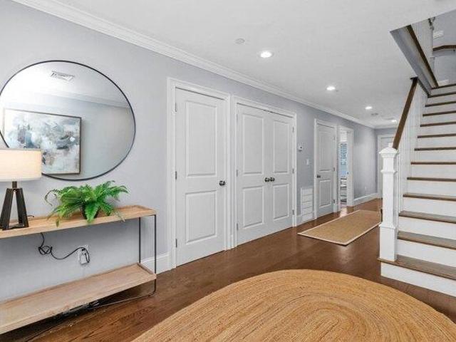 condo with 4 bedroom, Boston MA ES105560278