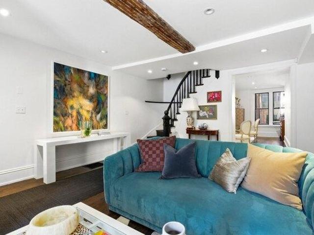 condo with 4 bedroom, Boston MA ES105632277