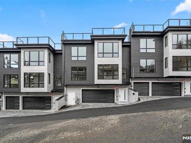 condo with 4 bedroom, Edgewater NJ ES105537643