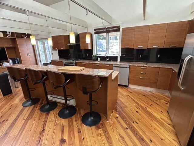 condo with 4 bedroom, Framingham MA ES105440367