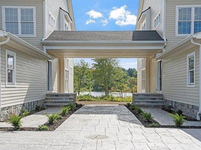 condo with 4 bedroom, Georgetown MA ES105548482
