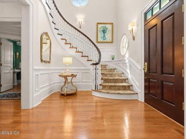 condo with 4 bedroom, Greenwich CT ES105551320