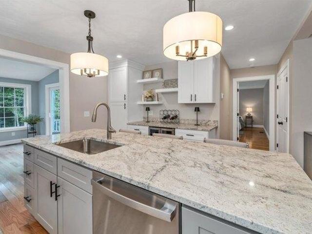 condo with 4 bedroom, Meredith NH ES105533194