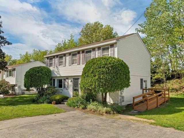 condo with 4 bedroom, Nashua NH ES104831183