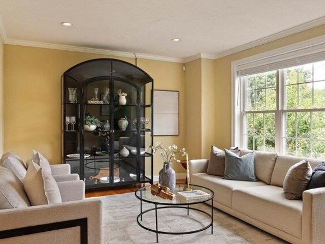 condo with 4 bedroom, Needham MA ES105365276