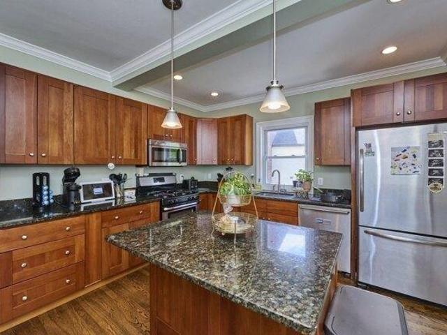 condo with 4 bedroom, Newton MA ES105533291