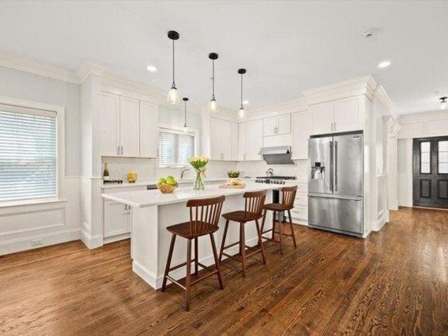 condo with 4 bedroom, Newton MA ES105634168