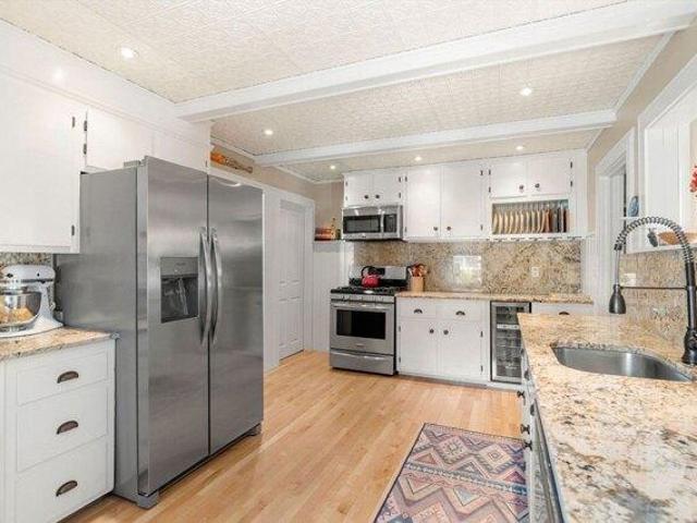condo with 4 bedroom, Newburyport MA DS104478274